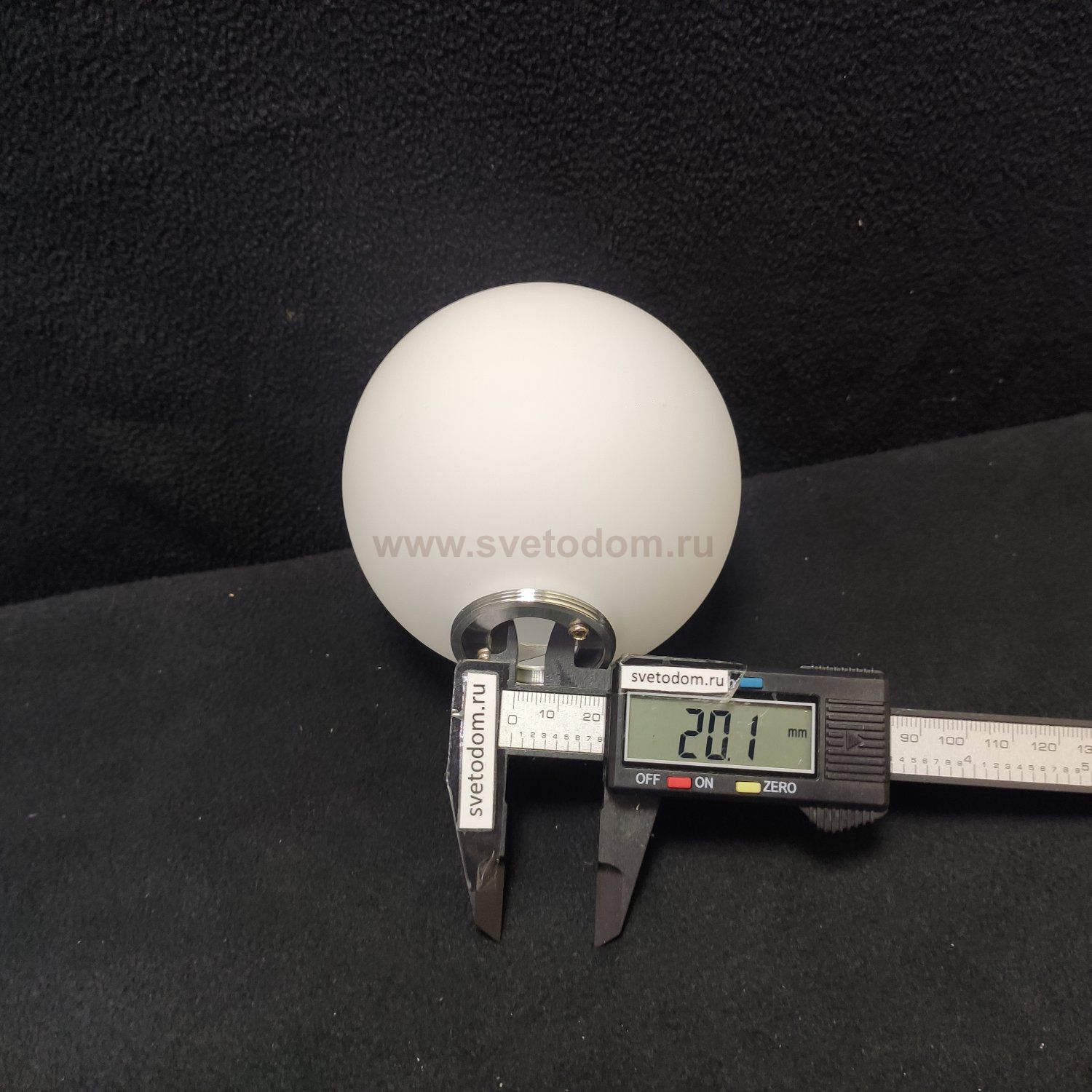 Плафон стекло белое матовое шар 100мм с наружней резьбой Arte lamp A3989 / A3988 BOLLA-PICCOLO