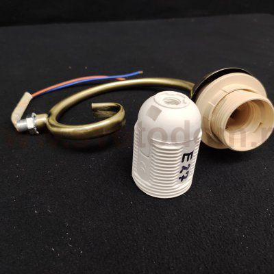 Плафон стекло белое матовое 150*118мм Е27 (42мм посадка) Arte lamp A9317AP/PL MARGO