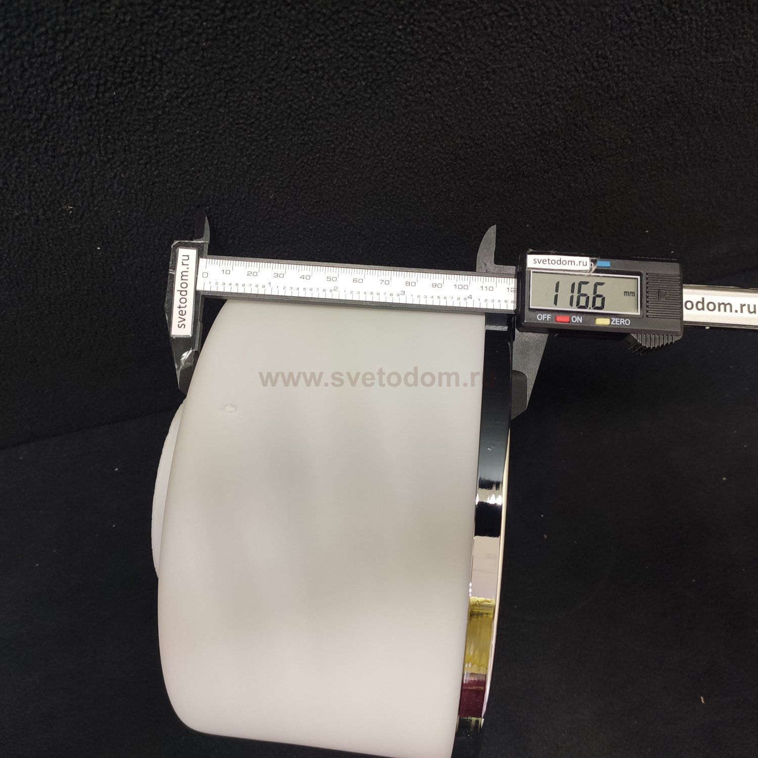 Плафон стекло матовое с каемкой хром 200мм (77мм посадка) Arte lamp A9495PL Manhattan