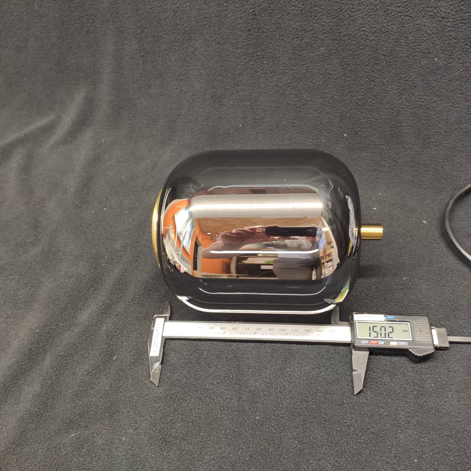 Плафон тонированный зеркальный 130*150мм с резьбой 37мм Arte lamp A2234SP / PB FREDDIE