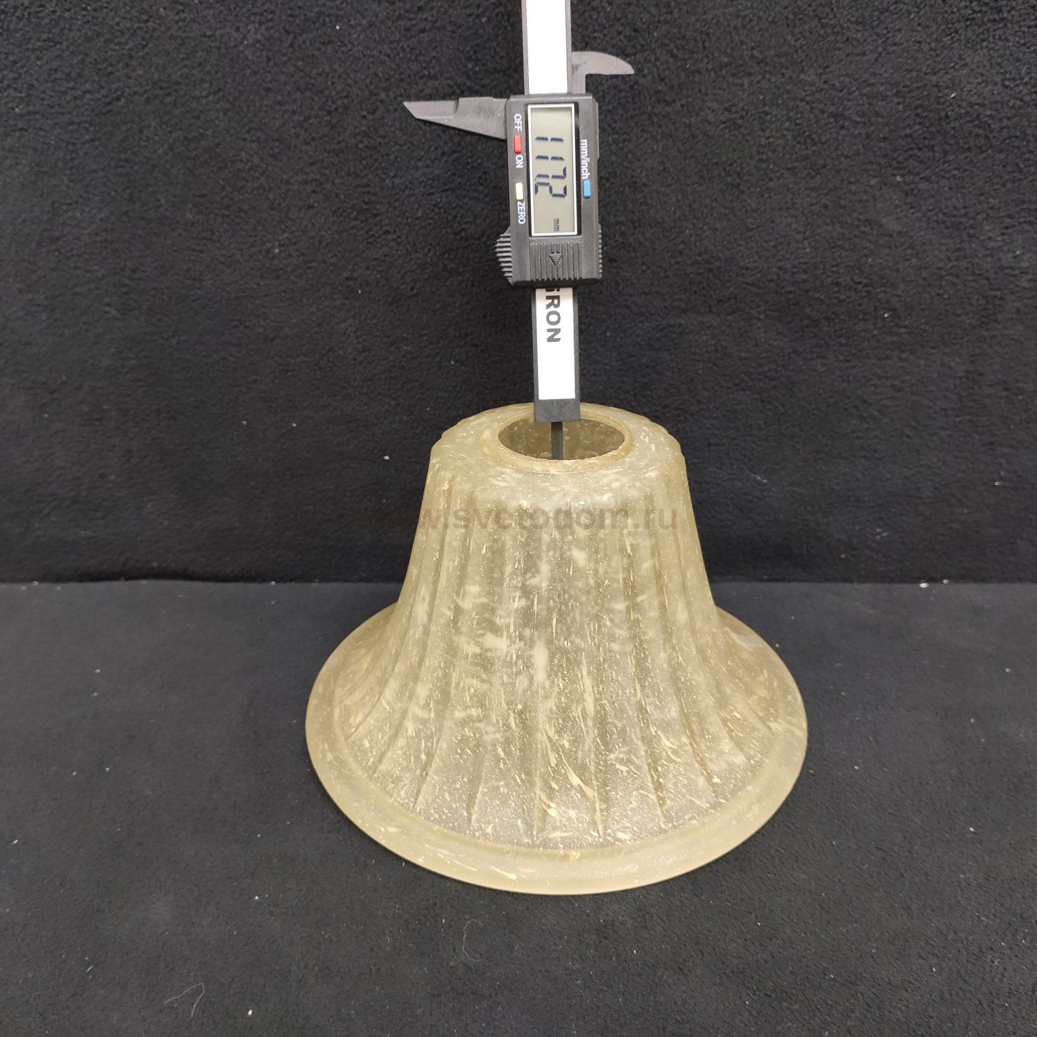 Плафон стекло шампань 190*117мм Е27 Чиаро 254022 Версаче