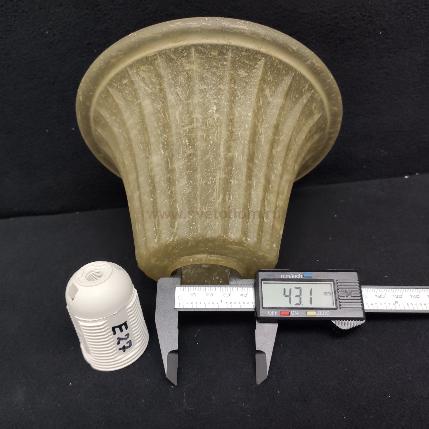 Плафон стекло шампань 190*117мм Е27 Чиаро 254022 Версаче