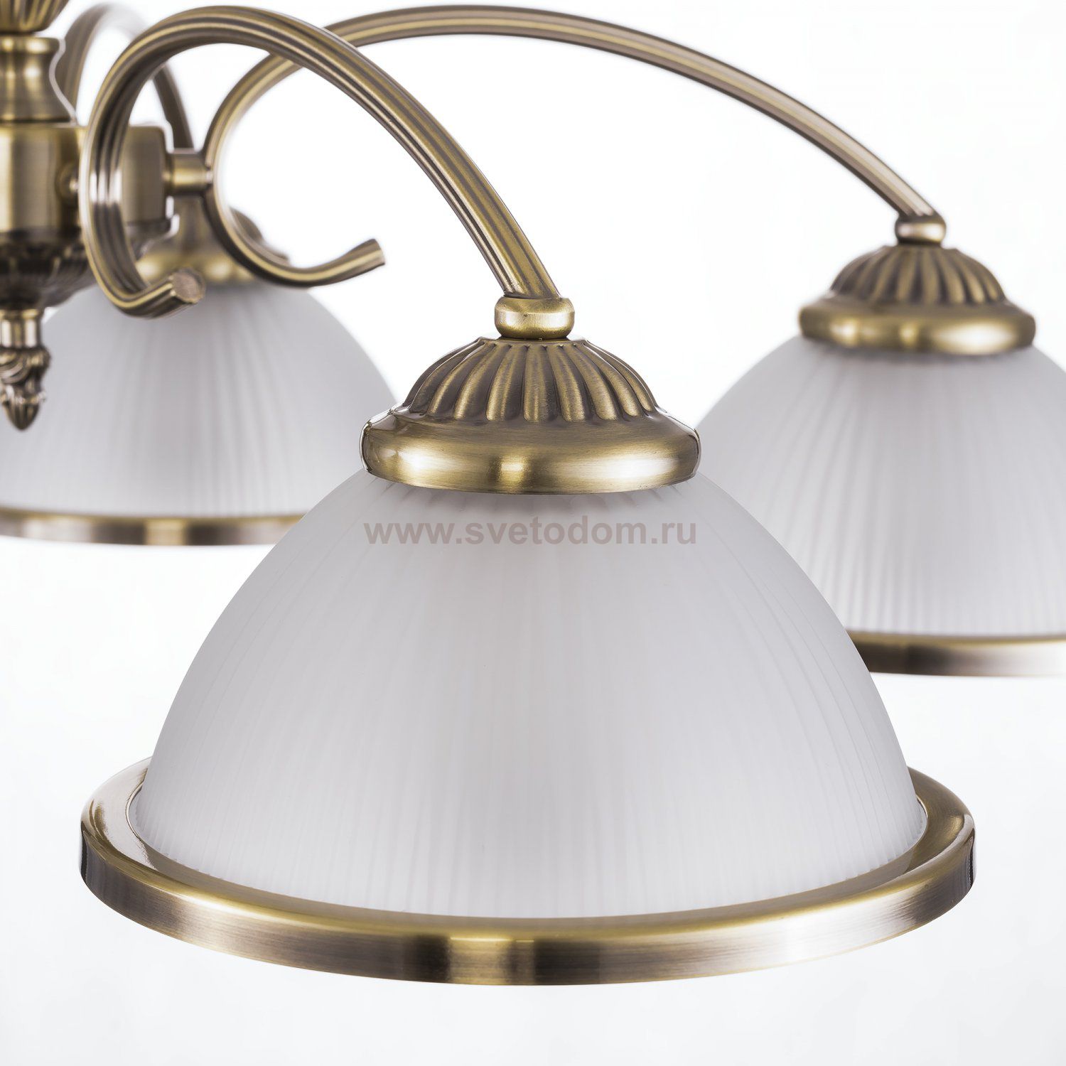 Плафон стекло белое матовое Е27 CL422 ALONSO (без обода)