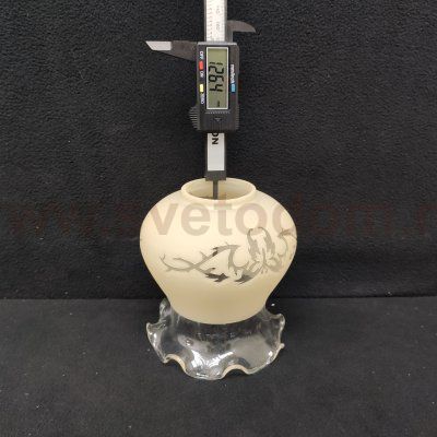 Плафон стекло бежевое 126*115мм Е27 с узором