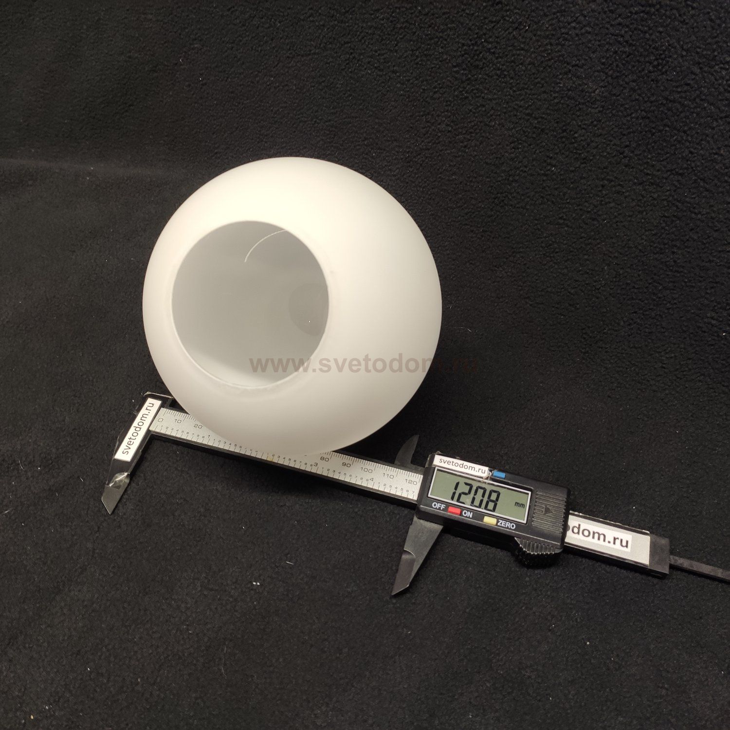 Плафон стекло белый матовый шар 120мм (60мм посадка) Colosseo 358 под пружины