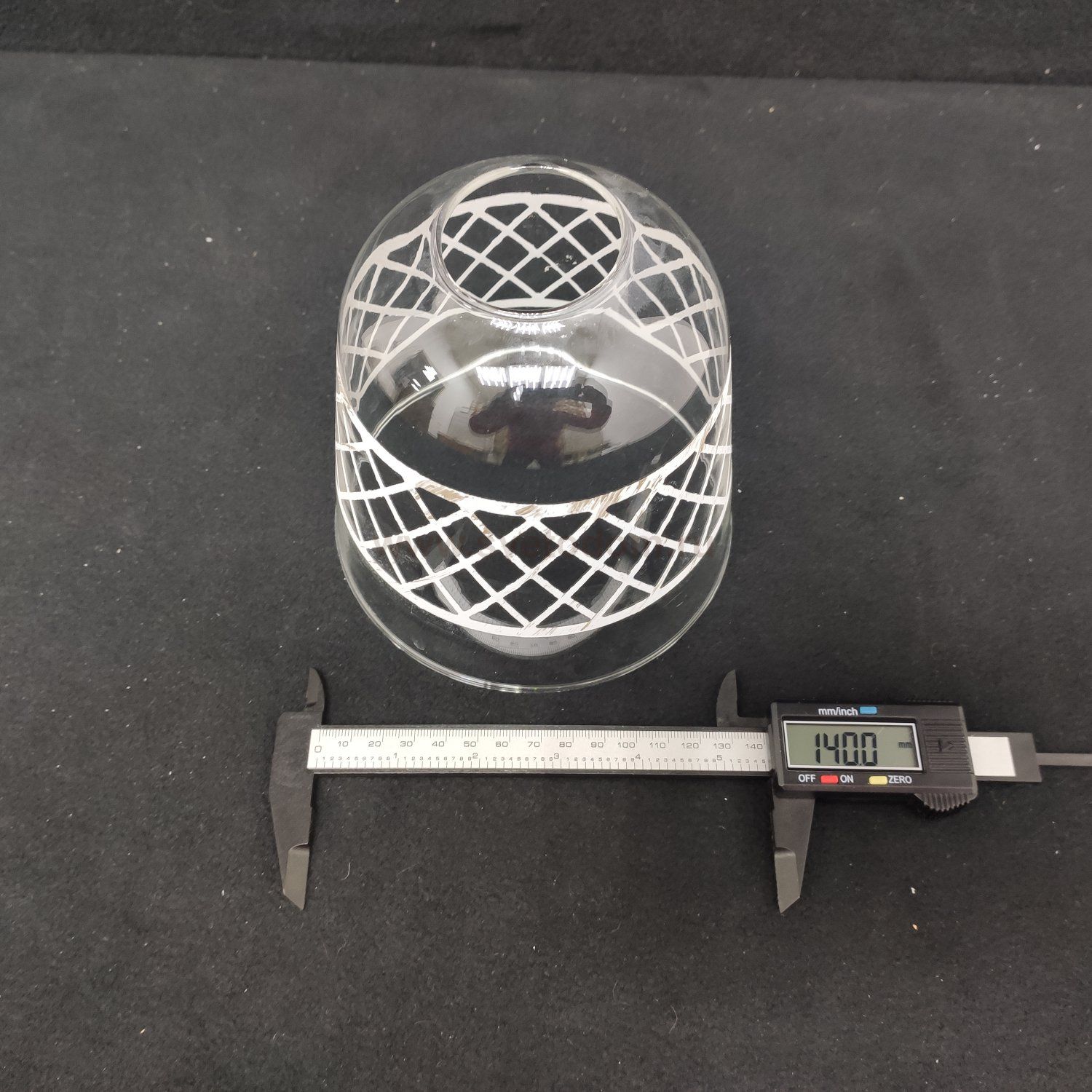 Плафон стекло с узором 140*136мм (45мм посадка) Colosseo 73047