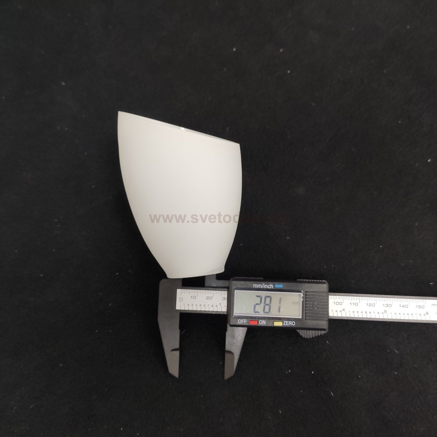 Плафон белый под цоколь E14 со скосом (80*110мм)