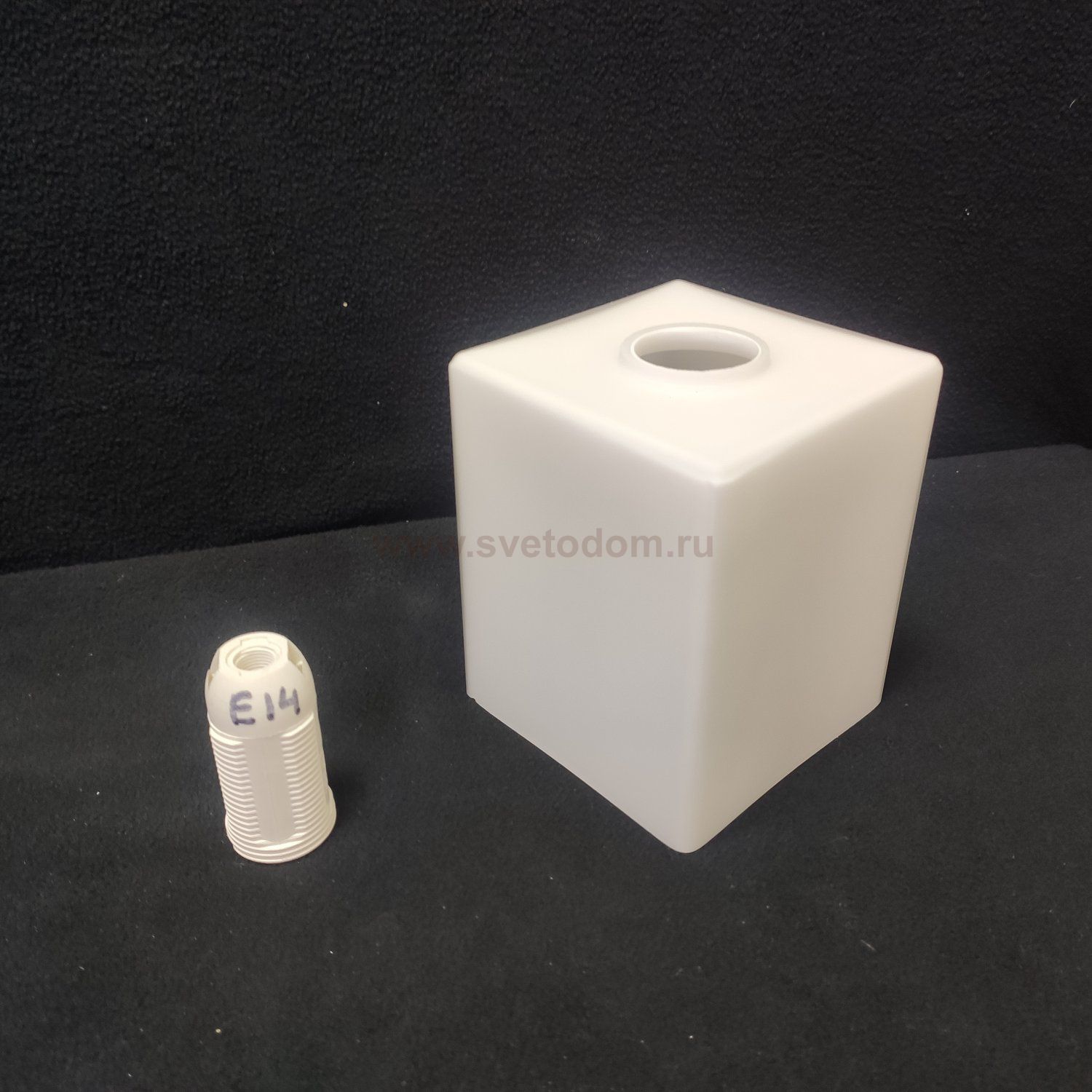 Плафон стекло матовое белое 110*90мм Е14 (посадка 29мм) 70018 Devis