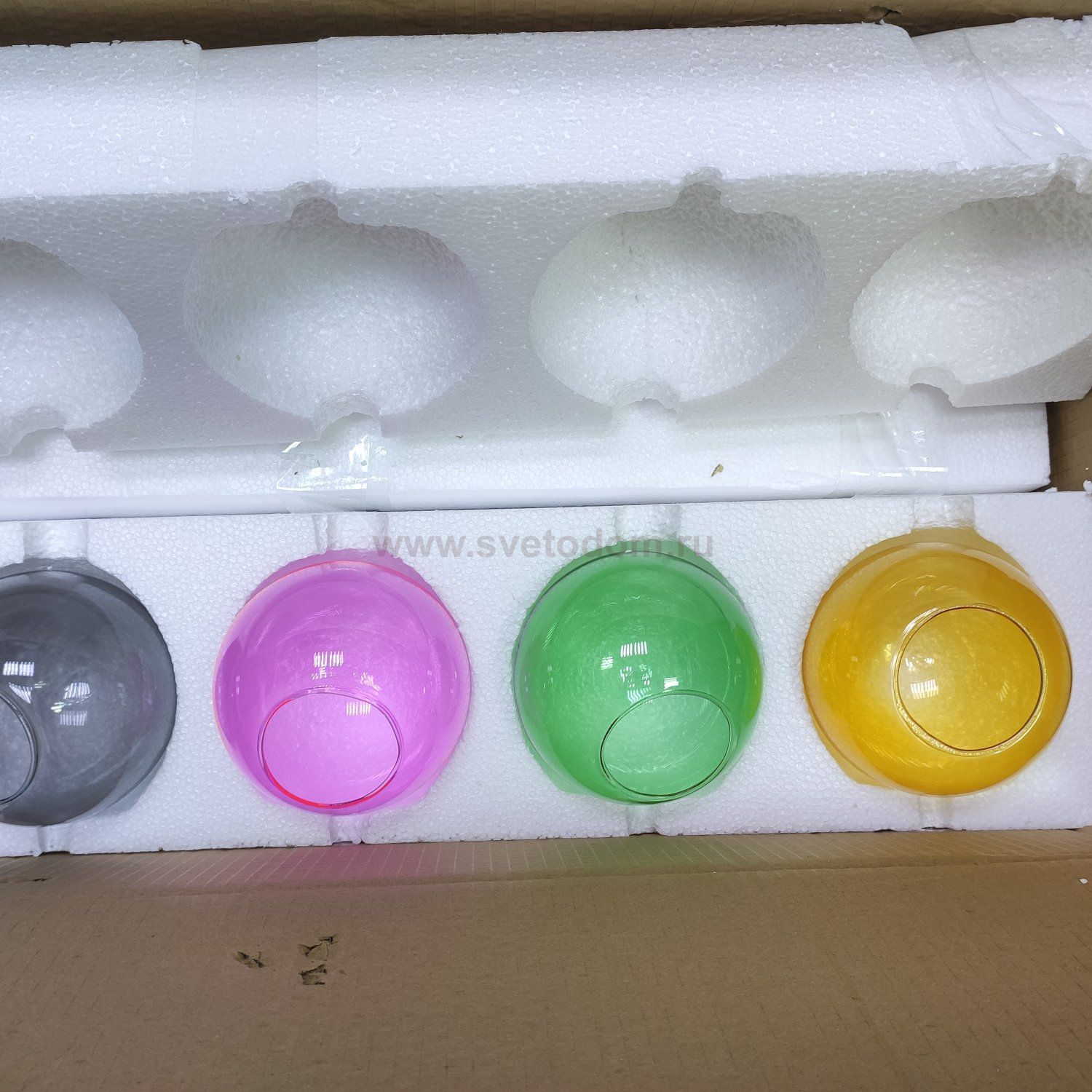 Плафон стекло салатовый 120мм (58мм посадка) Freya FR5083 Nancy