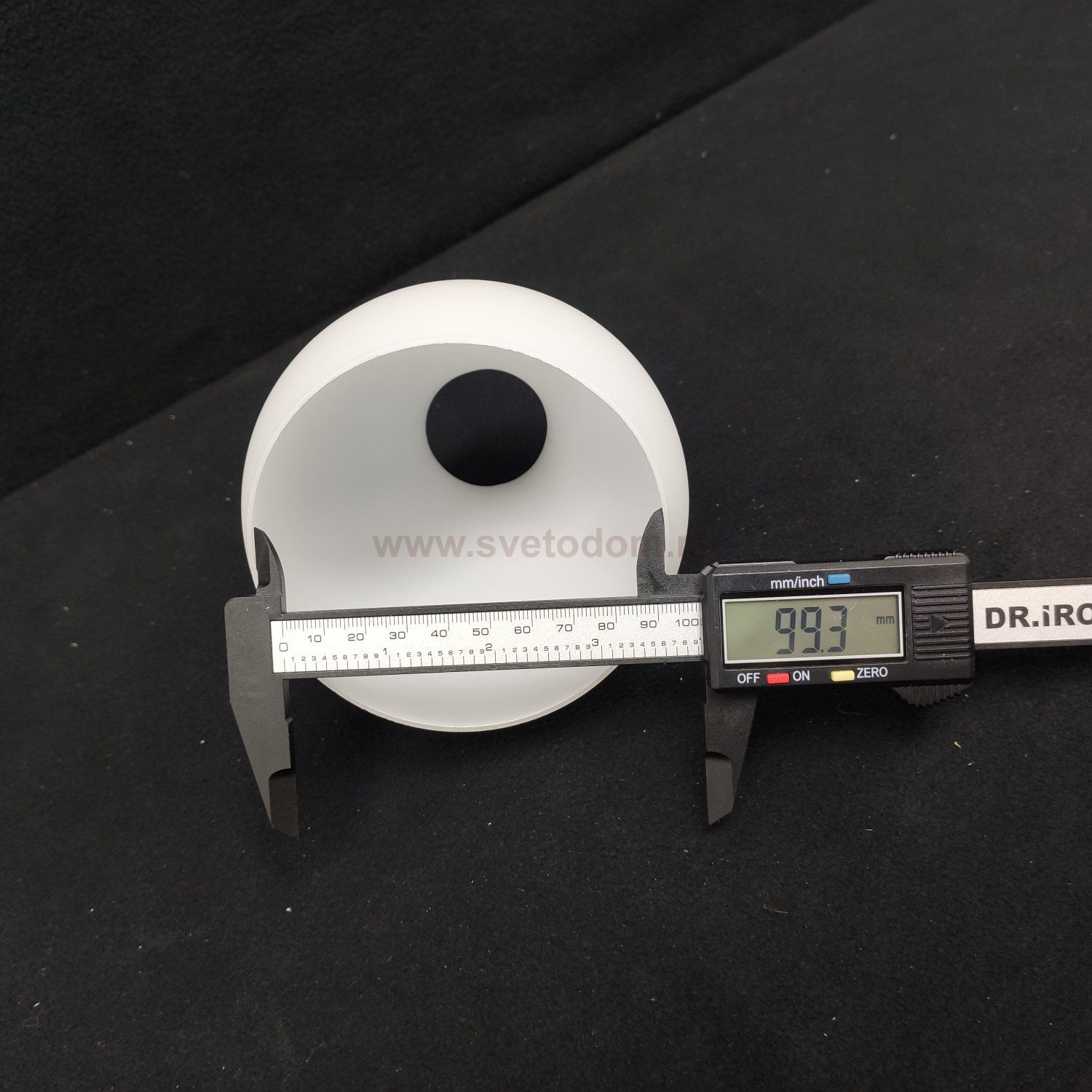 Плафон стекло белое матовое 114*110мм Е27 (42мм посадка) для арт lsf-2401 APIRO