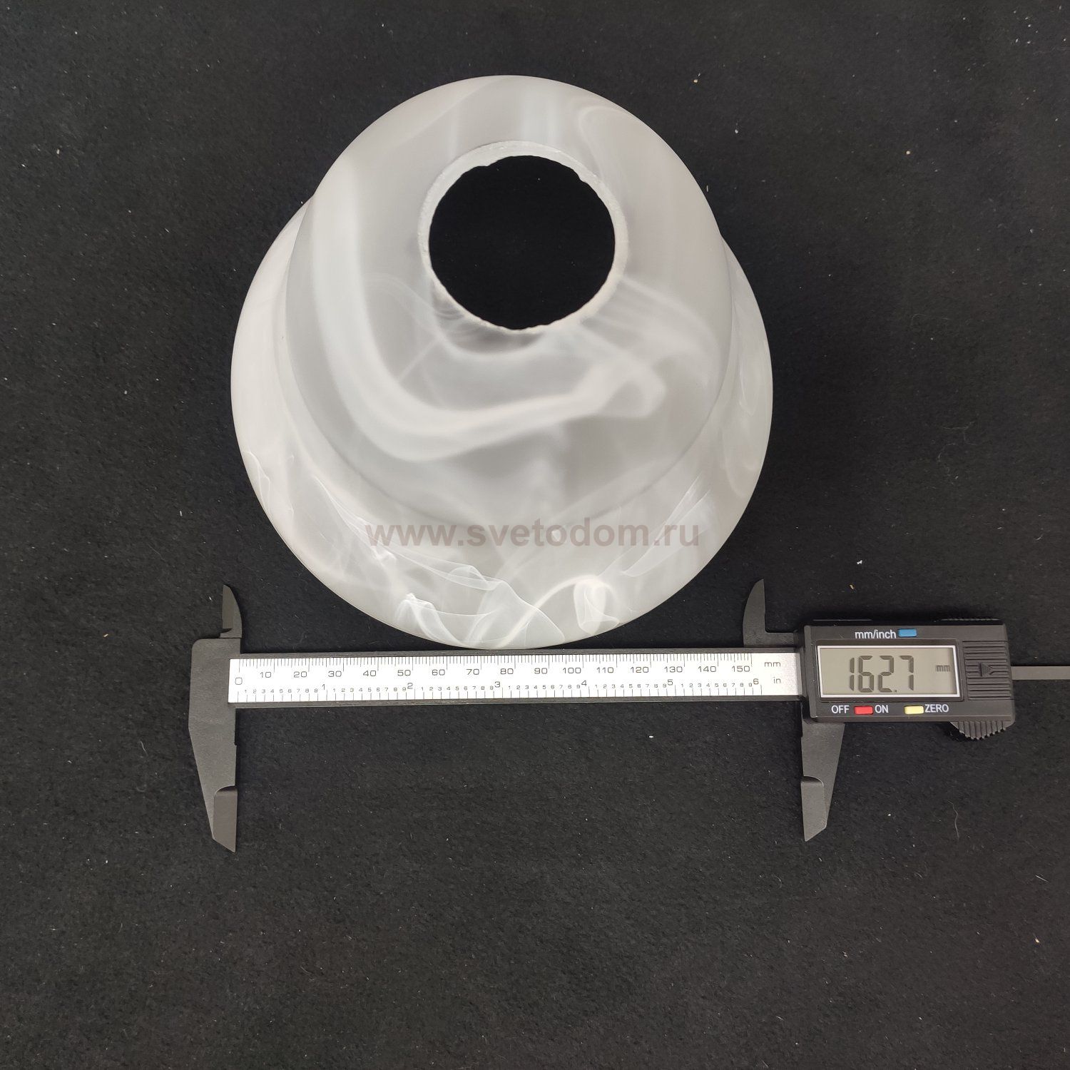 Плафон стекло матовый алебастр 165*105мм E27 Odeon light 1992 PALACIO