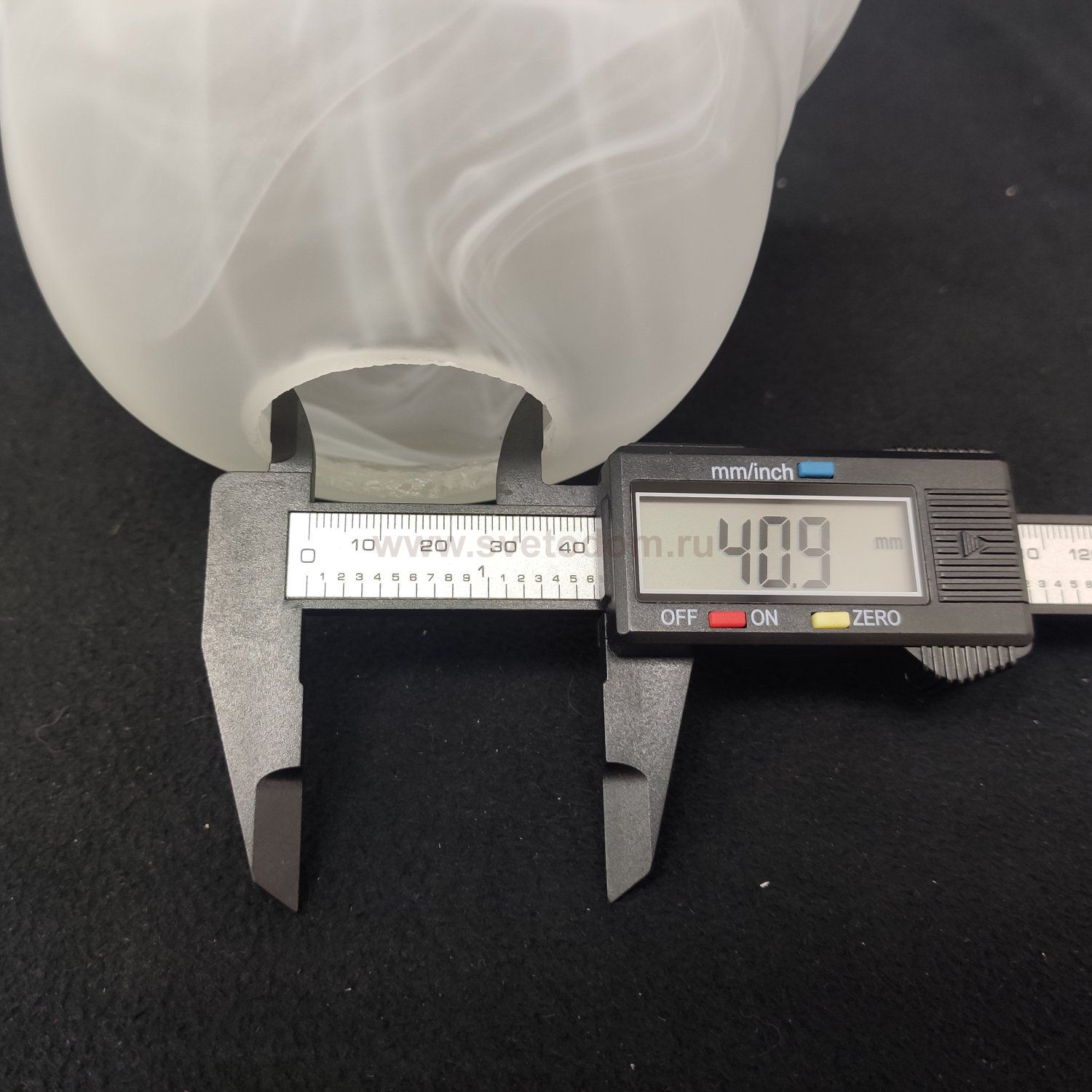 Плафон стекло матовый алебастр 165*105мм E27 Odeon light 1992 PALACIO