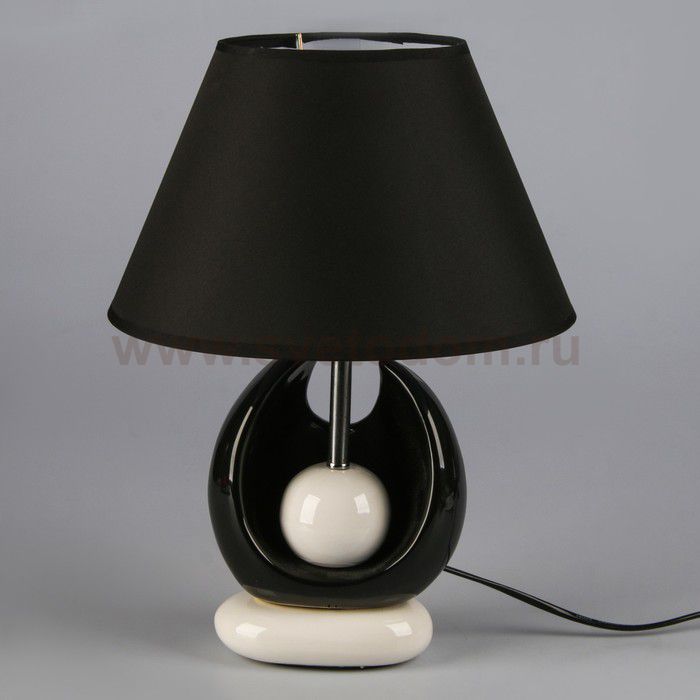 Светильник настольный 