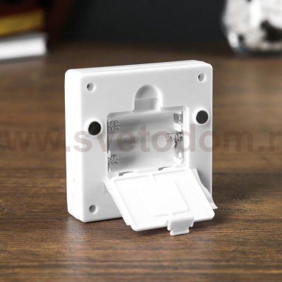 Ночник LED пластик на магните от батареек 