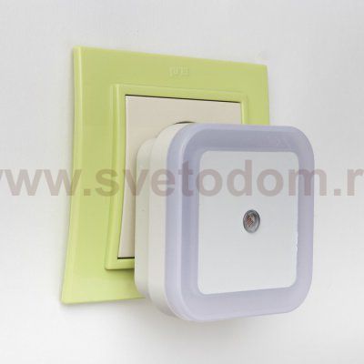 Ночник пластик LED реагирует на темноту 