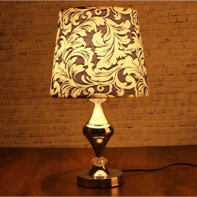 Лампа настольная 