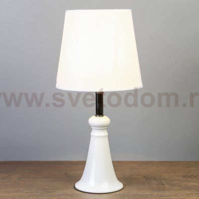 Лампа настольная 