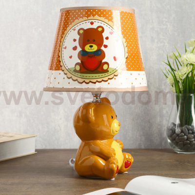 Лампа настольная 