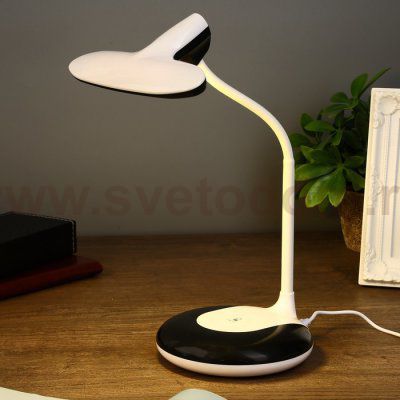 Лампа настольная 