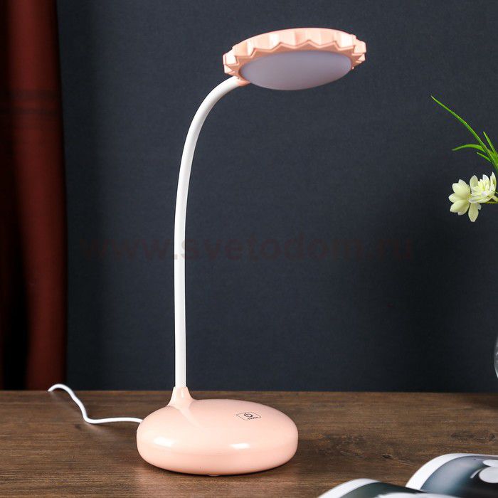 Лампа настольная 