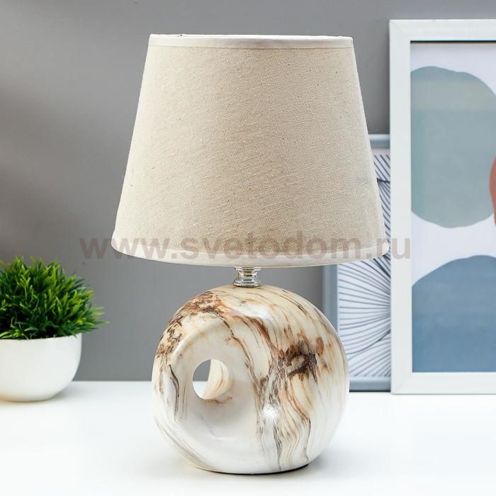 Лампа настольная 