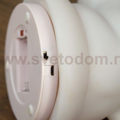 Ночник с подставкой для телефона LED RGB батарейки 3AAA белый 13,5х15х20 см