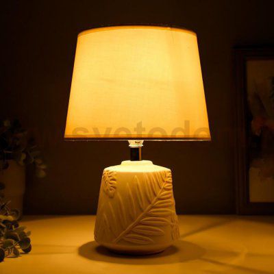 Лампа настольная 16008/1 E14 40Вт бежевый 23х23х33 см