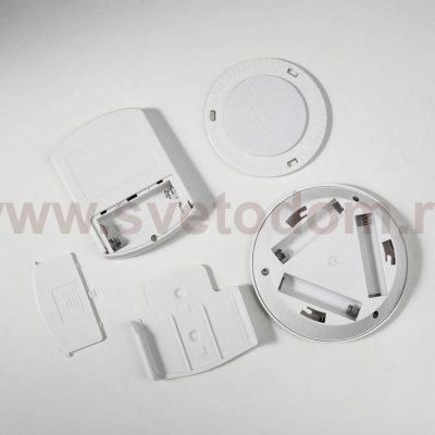 Ночник с ПДУ 16042/2  LED от батареек 3ААА белый 9х9х2 см