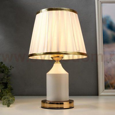 Лампа настольная 16136/1WT E27 40Вт бело-золотой 21х21х34 см