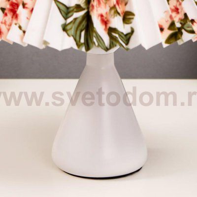 Лампа настольная 16156/1 E27 40Вт белый 25х25х27 см