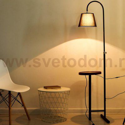 Торшер с зарядкой для телефона 19008/1BK Е27 40Вт USB черный 29х39х158 см