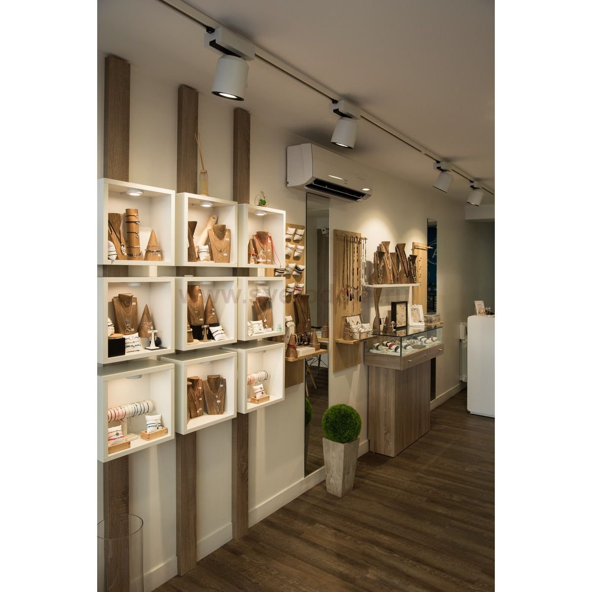 SLV 1003298 3Ph, SUPROS светильник 36Вт с LED 4000К, 3520лм, CRI>90, 60°, белый