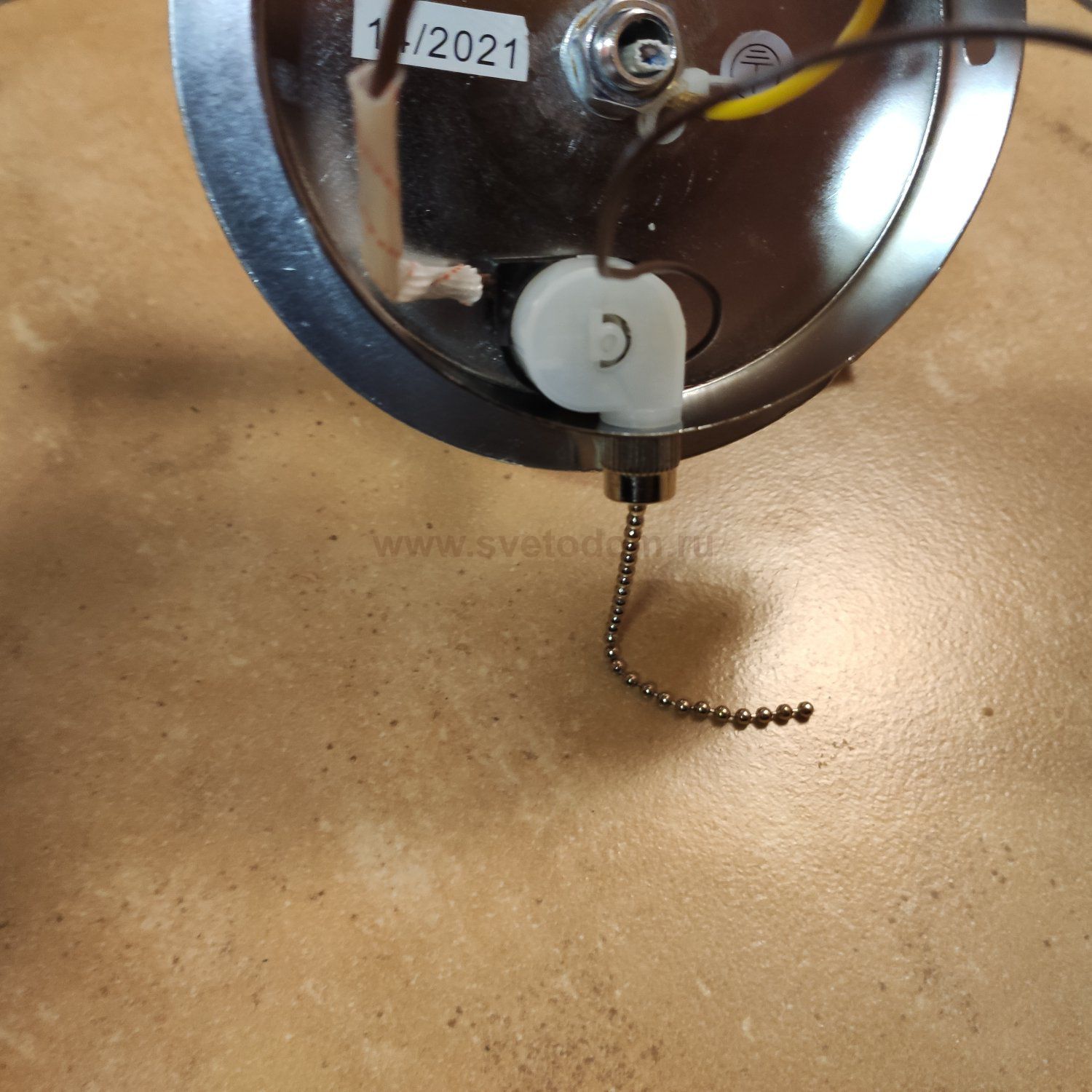 Сонетка-выключатель для бра с цепочкой (сонетка) золото