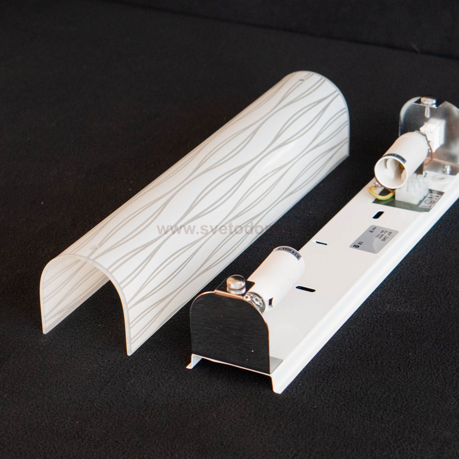 Светильник бра с выкл Сонекс 2343 хром/белый VISANO