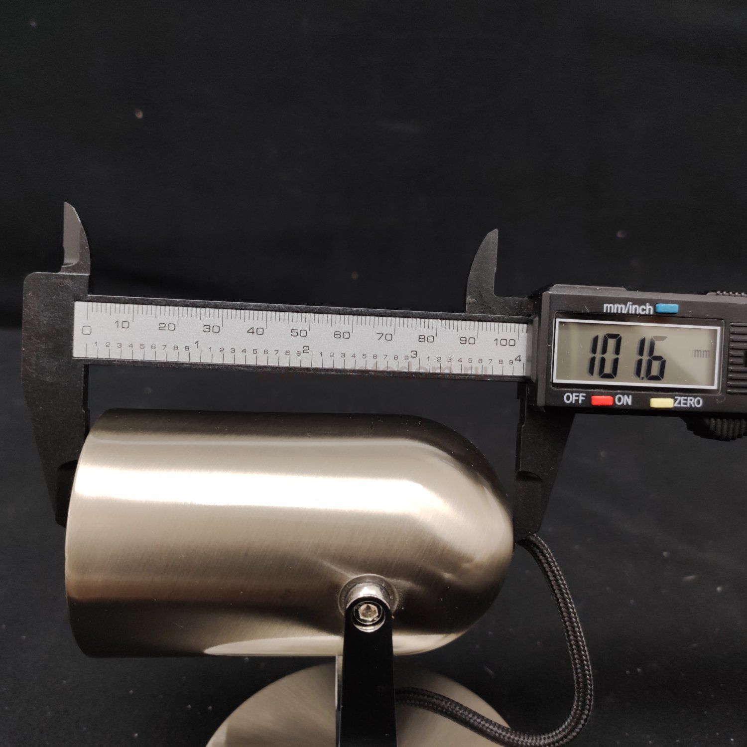 Светильник поворотный Maytoni SP311-CW-01-N Alcor