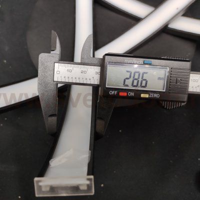 Люстра светодиодная черная TLAR3-51-07/B/4000К Лючера