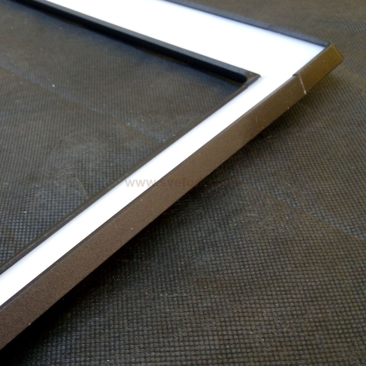 Люстра светодиодная черный квадрат 700*700мм TLCU1-70-01/B/4000К Лючера