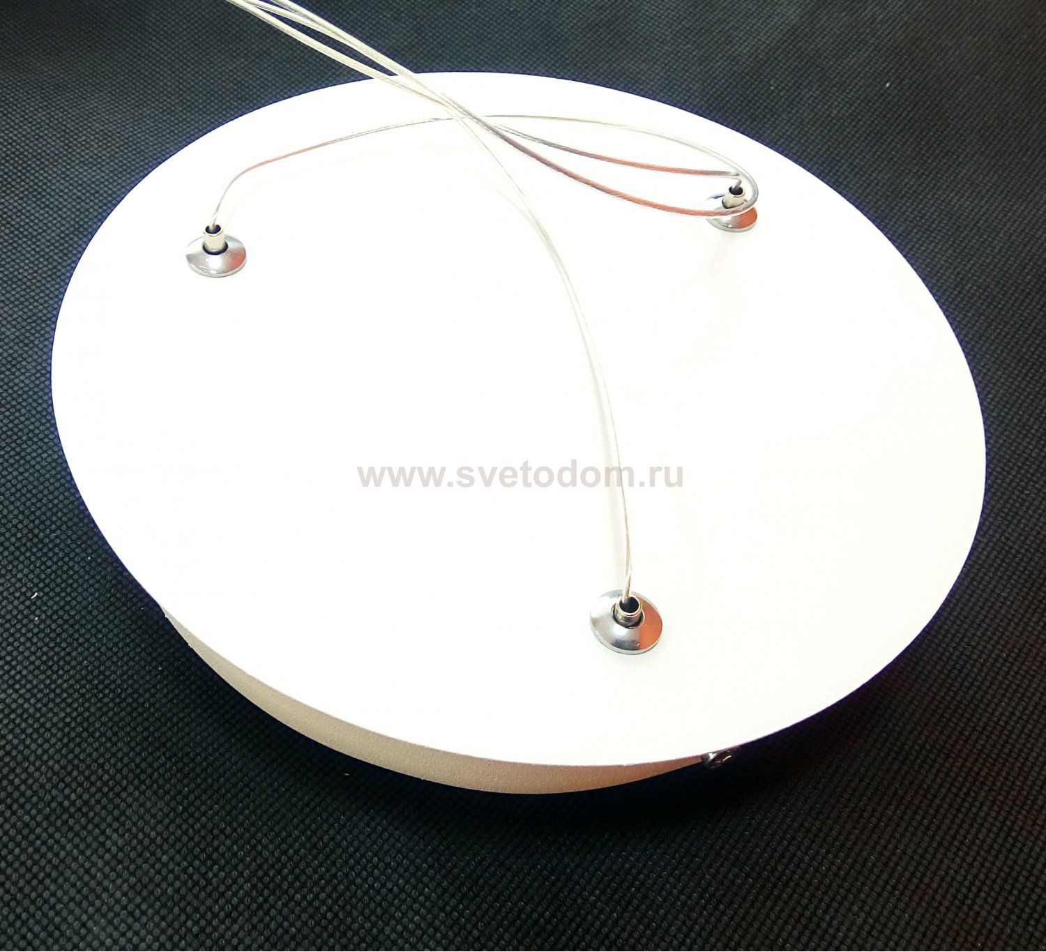 Люстра светодиодная белая TLRU1-70-01/W/3000К Лючера