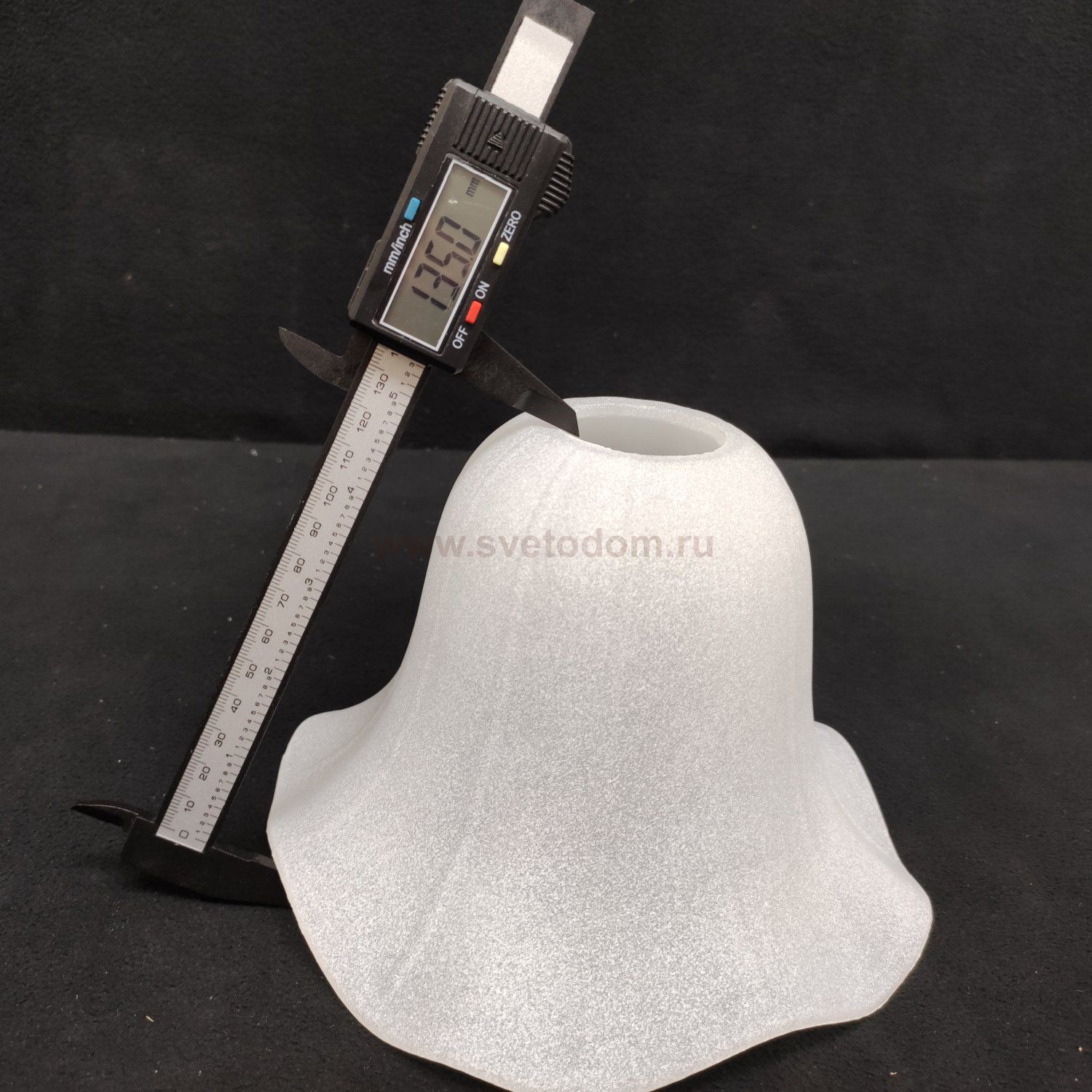 Люстра подвесная Wertmark WE359.08.003 VALENCIA