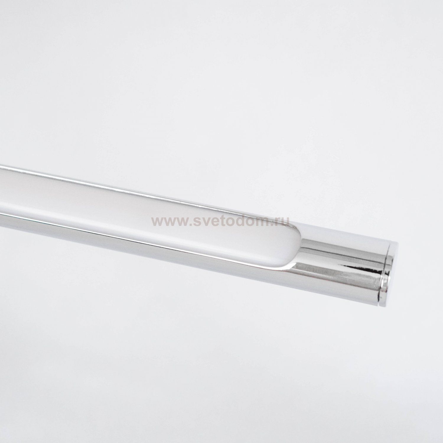 Светильник настенный Wertmark WE428.01.121 FLORES II