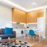 Настенный светодиодный светильник с поворотным плафоном 20067/1 LED белый