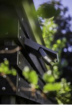 Светильник настенный на солнечной батарее с 2 поворотными модулями и датчиком движения Oasis Light P9012