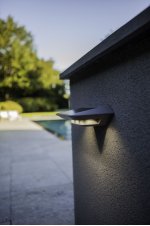 Светильник настенный на солнечной батарее с датчиком движения Oasis Light P9014