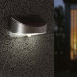 Светильник настенный на солнечной батарее с датчиком движения Oasis Light P9015