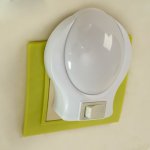 Ночник пластик от сети "Лунный свет" белый 9х7х3,5 см