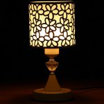 Лампа настольная "Белые цветы" 40W E27 белый 14,5х14,5х31 см