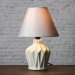 Лампа настольная "Грани" 1х25Вт E14 белый 20х20х30см