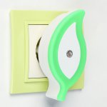 Ночник пластик "Листок" LED МИКС 4,4х5х9,5 см