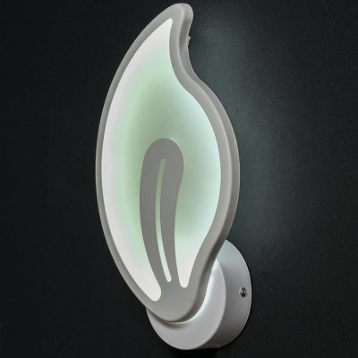 Бра Бра "Лист" 1х15Вт LED 6000К 30,5х16,5х7,5 см