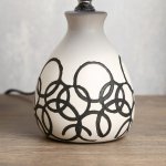 Лампа настольная "Кольца" 1х40Вт E14 белый 17х17х28 см.